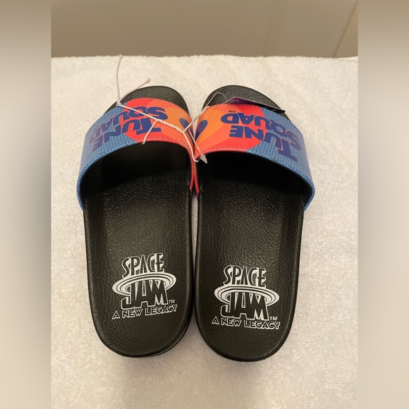 Kids Space Jam Tune Squad Slide- Boys 2/Girls 3 - Picture 3 of 6